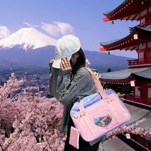 BOYOWO Bolsa japonesa kawaii com adesivo de anime bolsa ita bolsa tiracolo kawaii coisas fofas materiais escolares bolsa mensageiro estética mochilas para mulheres essenciais, Rosa - Roxo, 14‘’